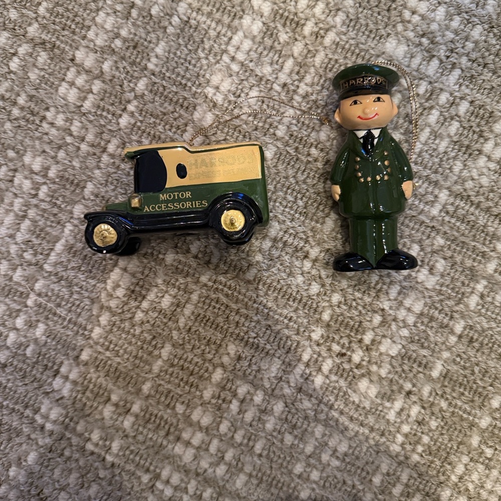 Harrods Green and Gold Holiday Ornament Set